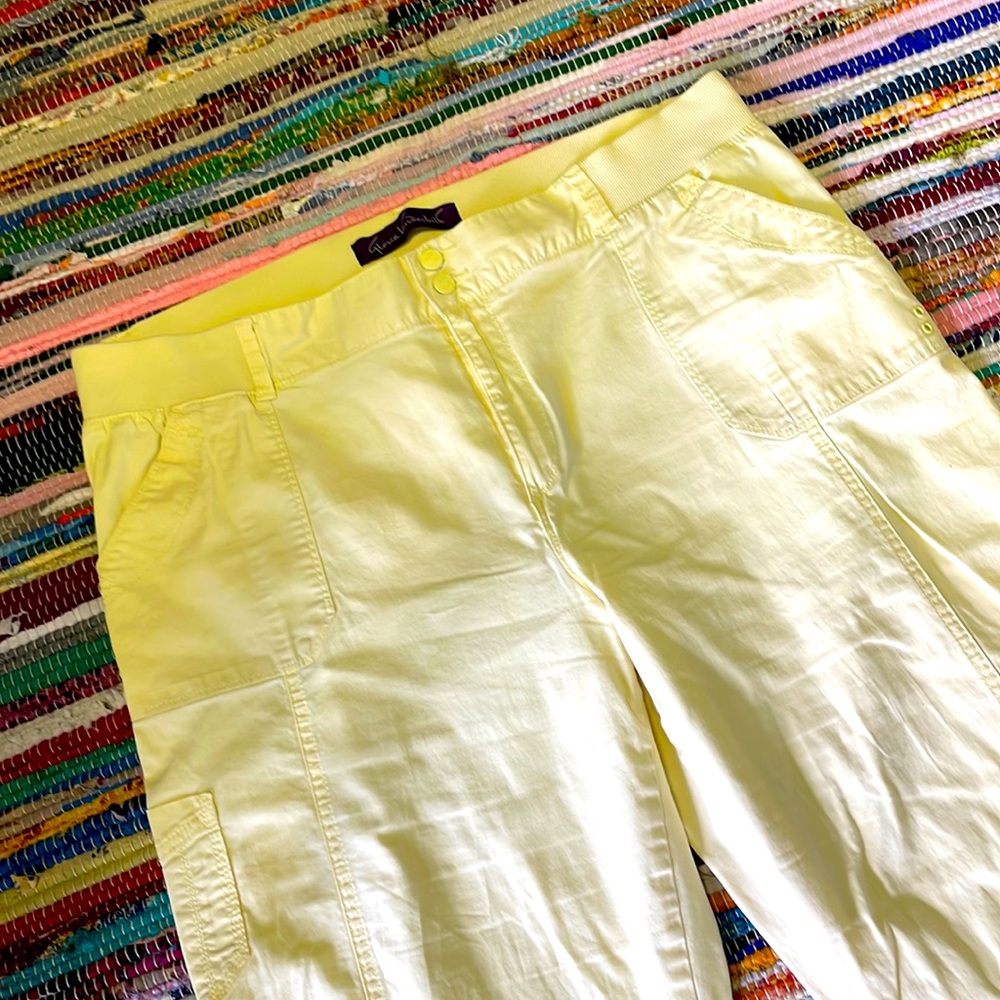 Gloria Vanderbilt Yellow Cargo Capri Pants #+1816